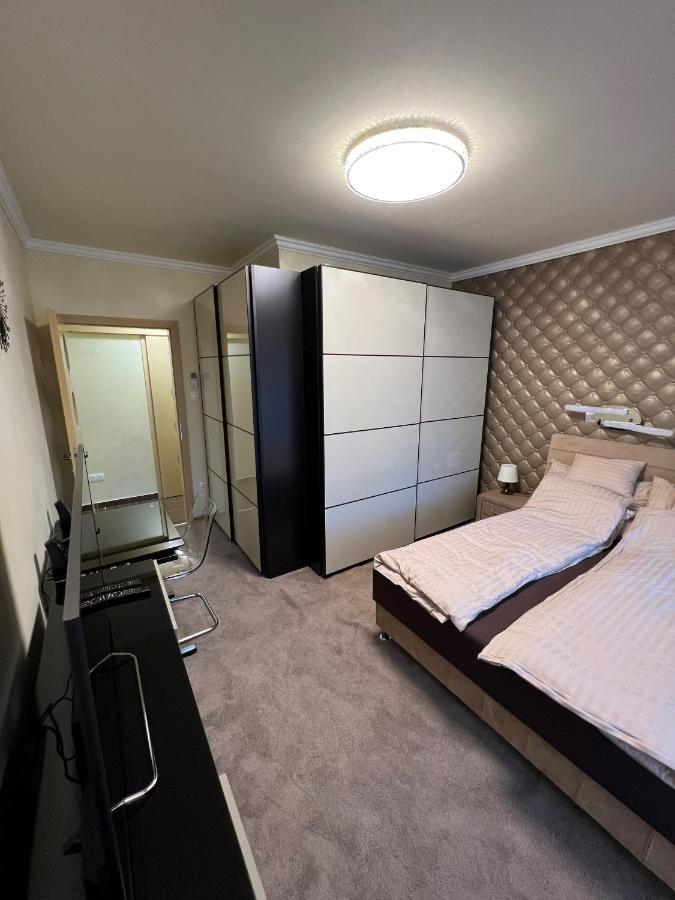 Parizsi Udvar Premium Apartman Apartment Debreţin Exterior foto