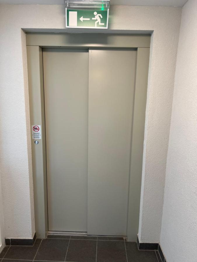 Parizsi Udvar Premium Apartman Apartment Debreţin Exterior foto